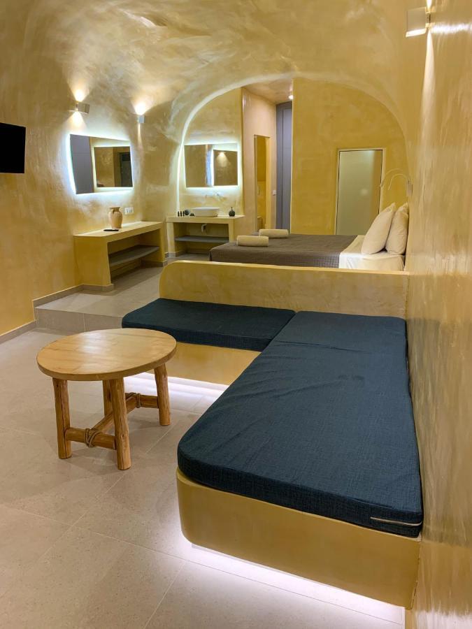 M Residence Santorini Conelia Cave Fira  Dış mekan fotoğraf